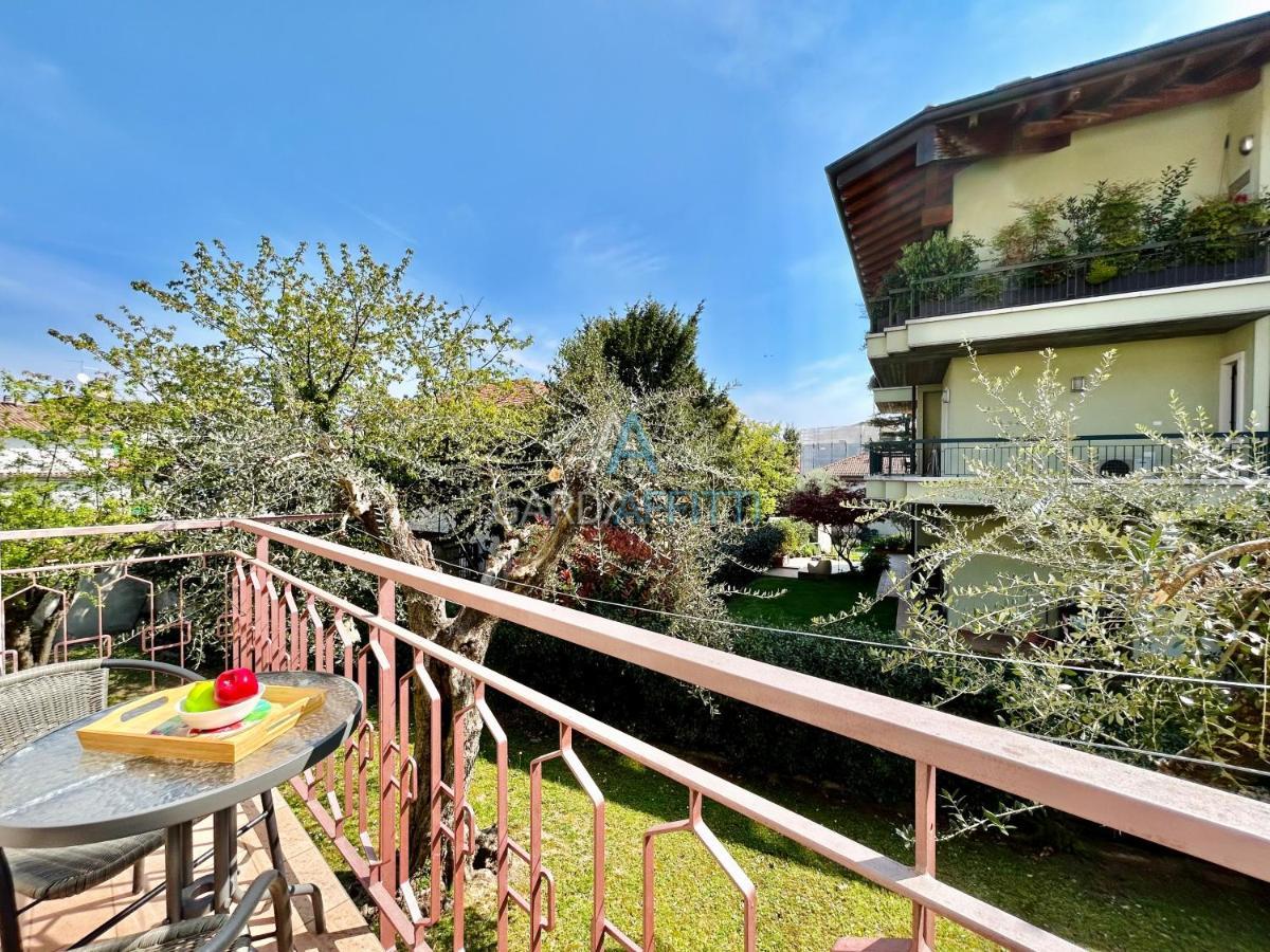 Ares Apartment - Vicino Al Lago Di Garda E Alla Stazione Treno Desenzano del Garda Exterior foto